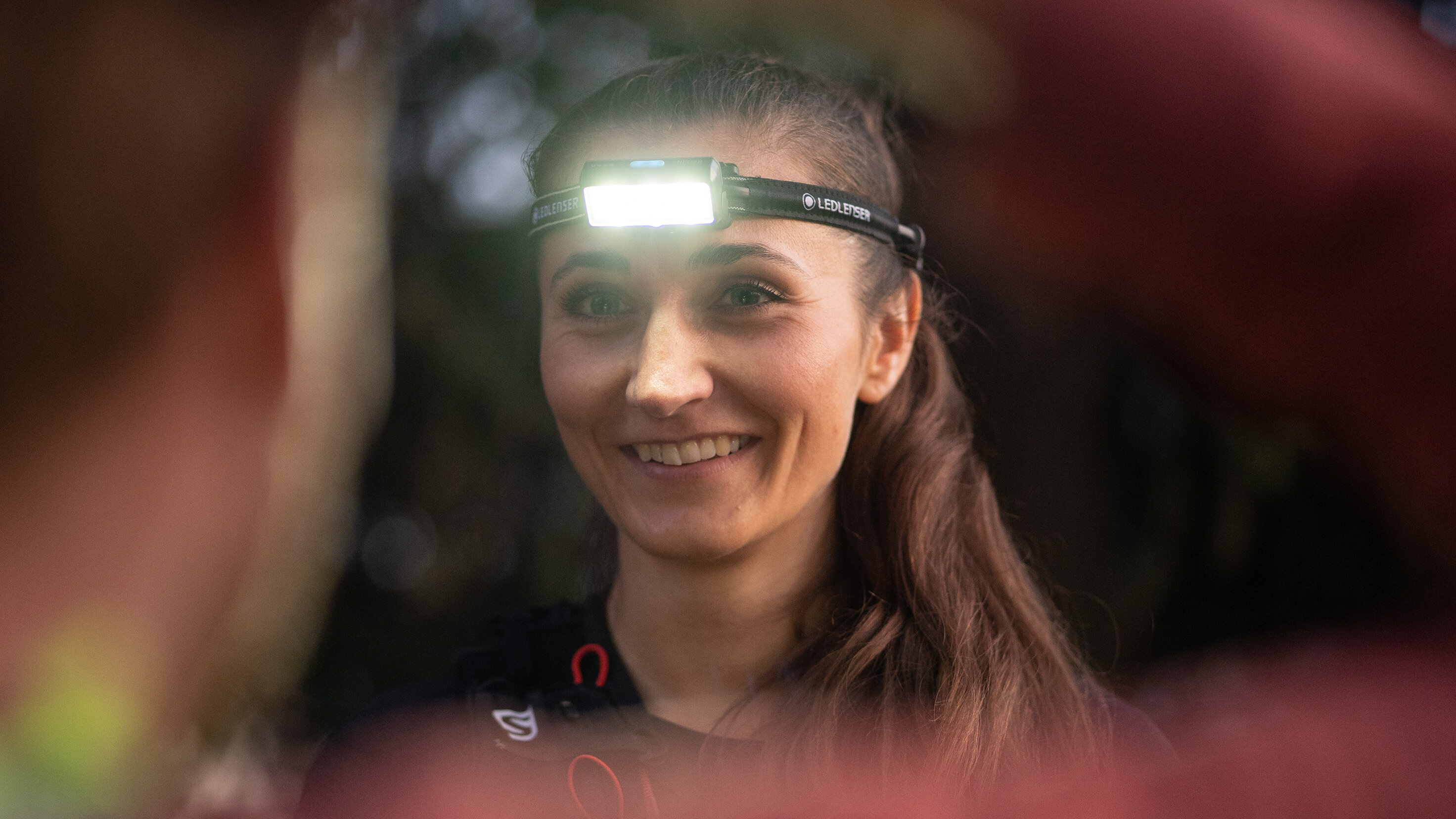 https://www.ledlensershop.se/pub_docs/files/Hodelyktertilski/NEO9R-kategoribildeski.jpg
