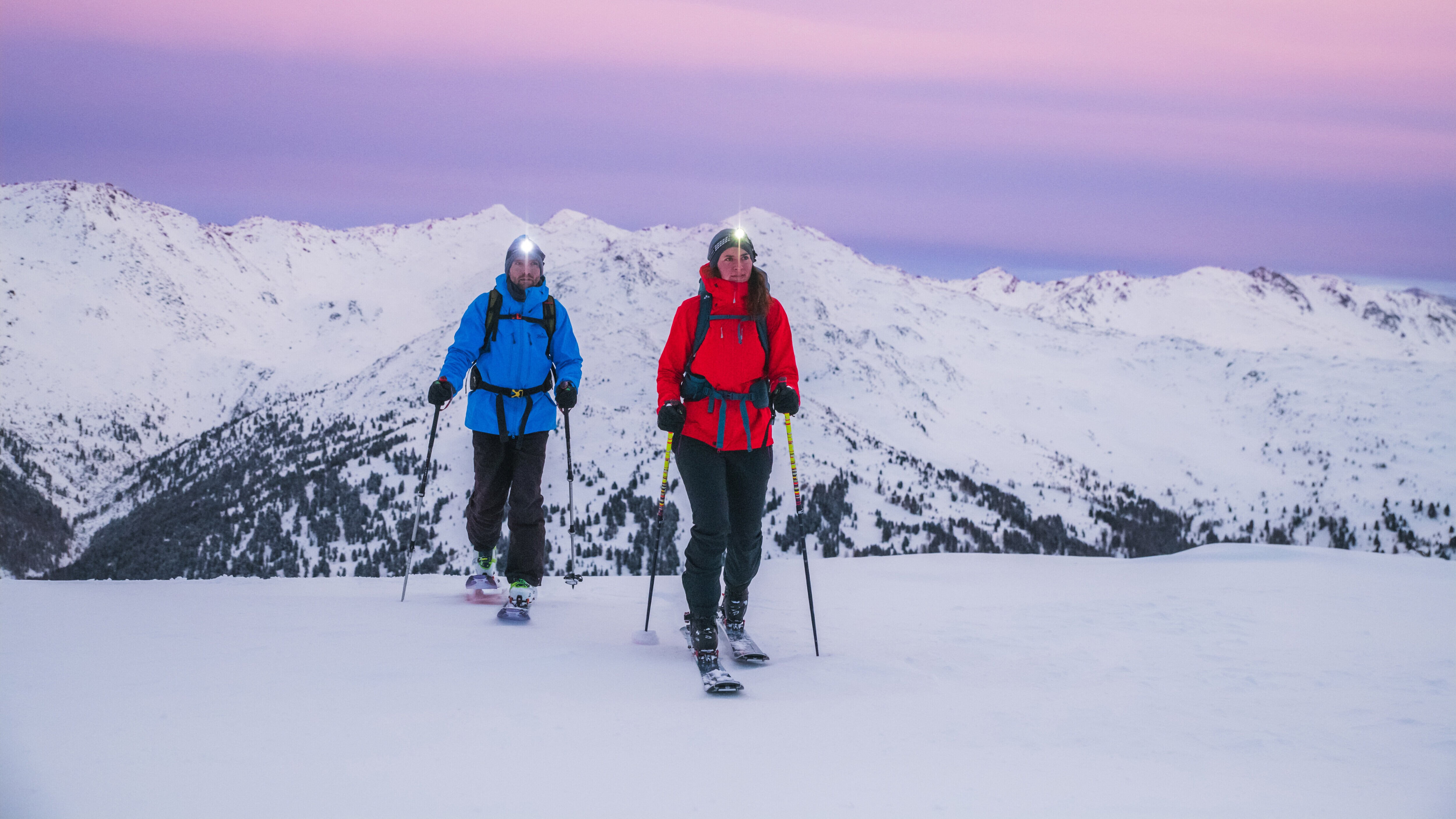 https://www.ledlensershop.se/pub_docs/files/Hodelyktertilski/Topptur_ski_ledlenser.jpg